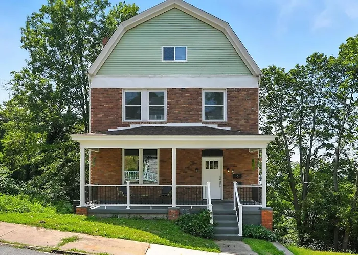 6 Bedroom - Game - Free Parking - Near Stadiums *