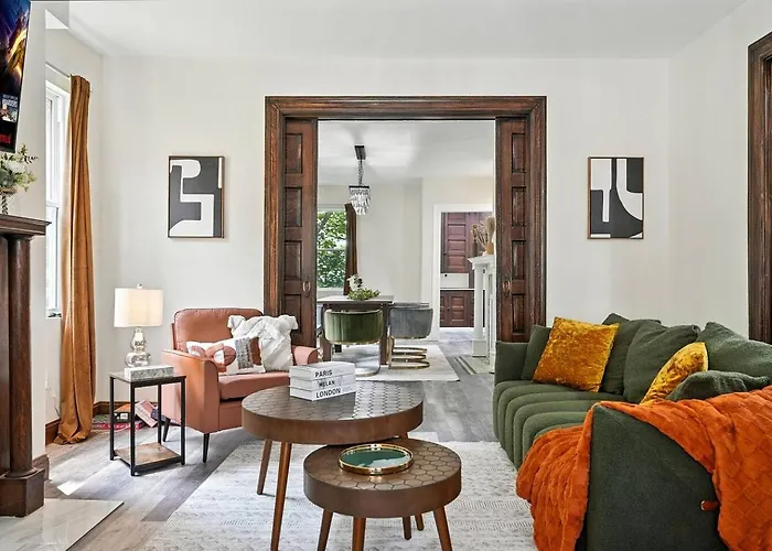 Сasa de vacaciones 6 Bedroom - Game - Free Parking - Near Stadiums Pittsburgh