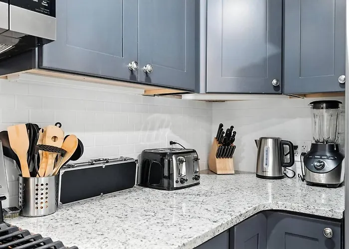 Сasa de vacaciones 6 Bedroom - Game - Free Parking - Near Stadiums Pittsburgh